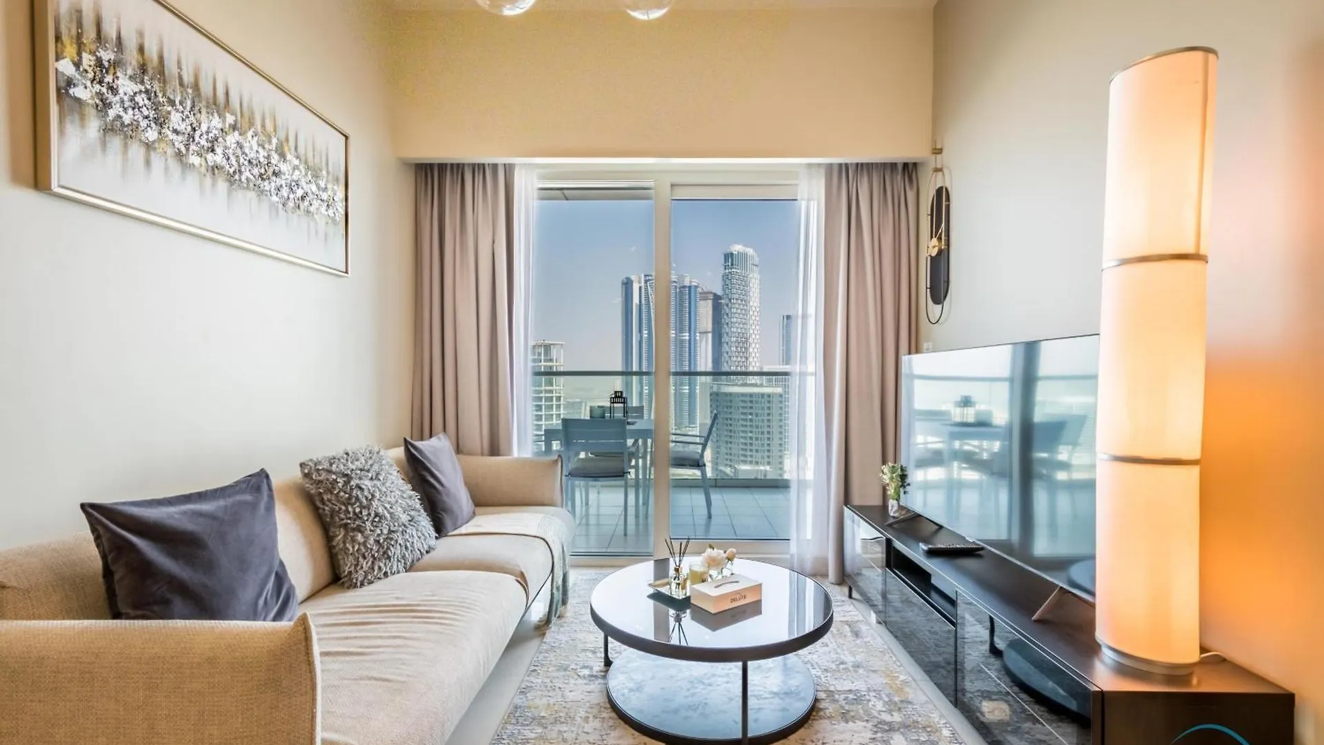 Enticing 2Br Apartment In Reva Residences, Business Bay By Deluxe Holiday Homes Dubai