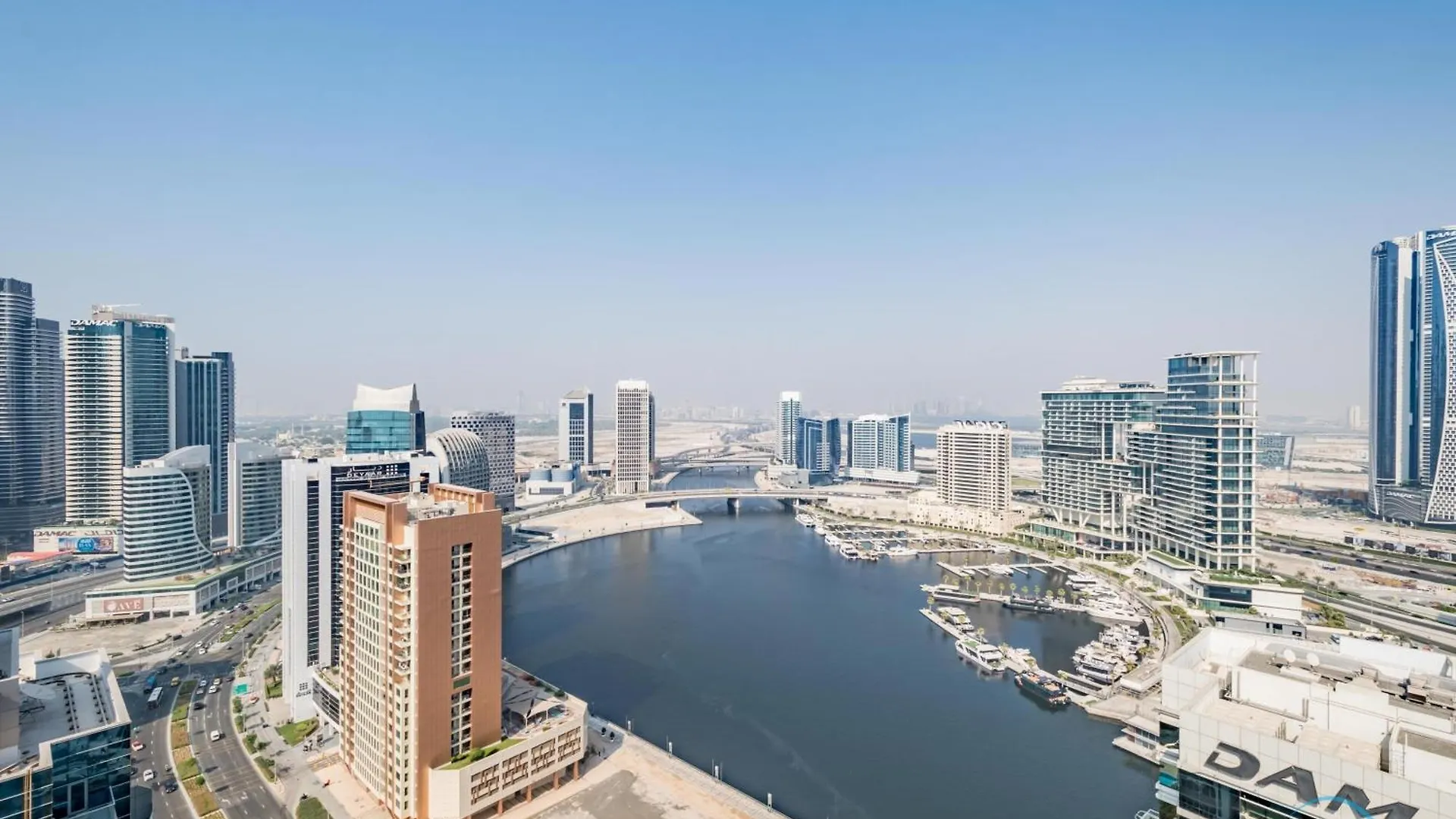 Enticing 2Br Apartment In Reva Residences, Business Bay By Deluxe Holiday Homes Dubai
