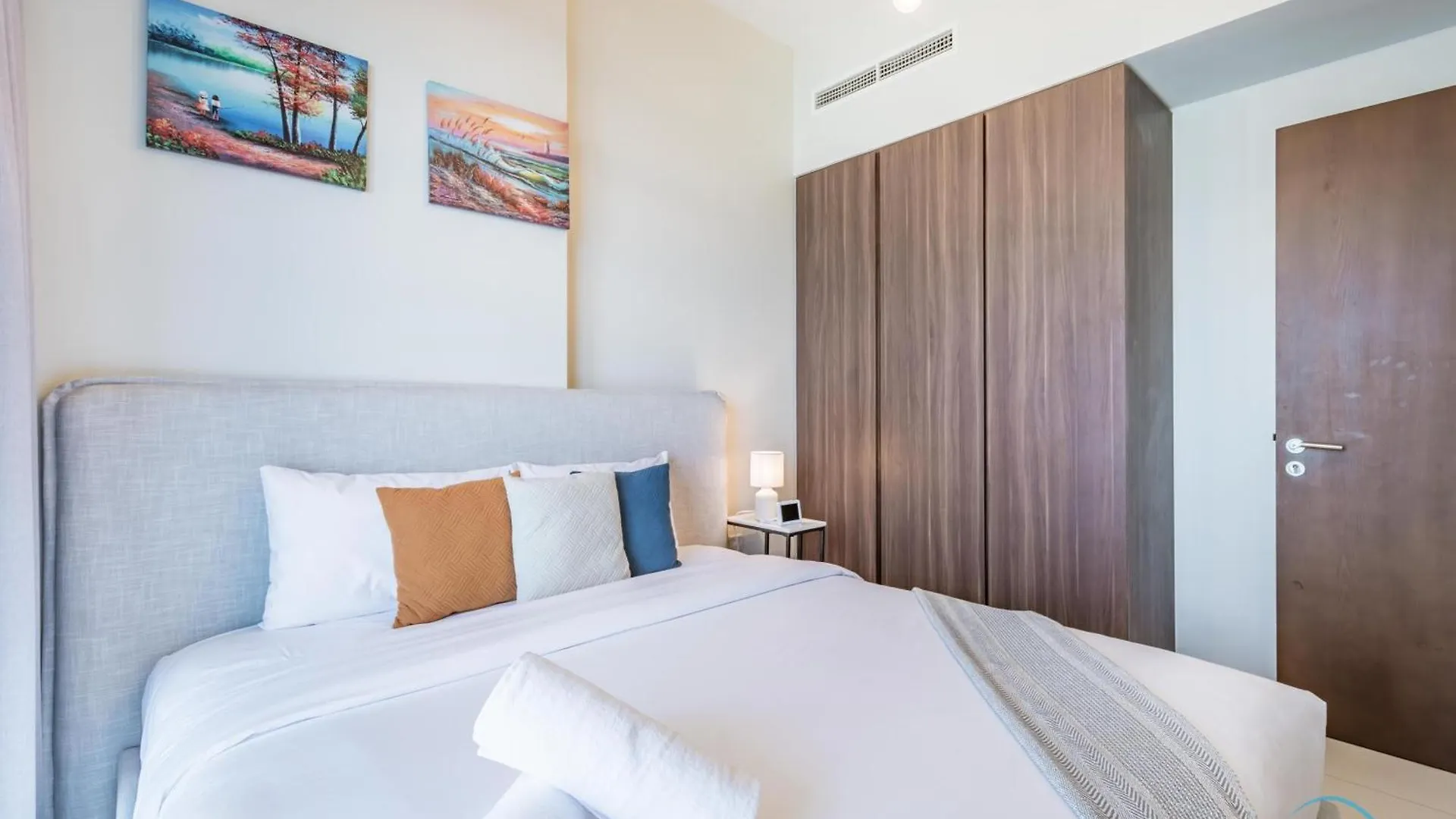 Enticing 2Br Apartment In Reva Residences, Business Bay By Deluxe Holiday Homes Dubai